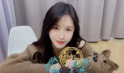 ​阿冷怎么不在斗鱼了  因为更重要的节目暂停了斗鱼直播