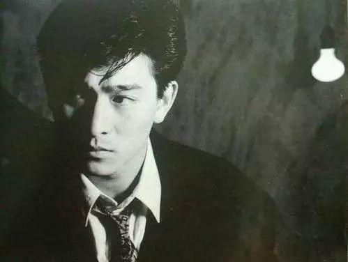 陈道明道歉退票，韩雪却录音假唱，正确选择千万条，她却走了最差的