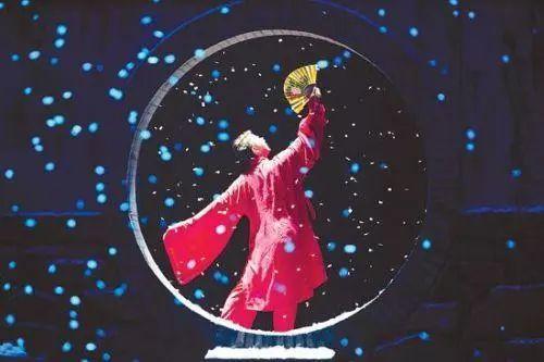 陈道明道歉退票，韩雪却录音假唱，正确选择千万条，她却走了最差的