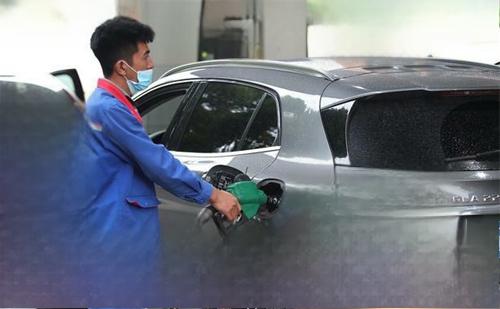 1吨汽油多少钱？都有哪种？-