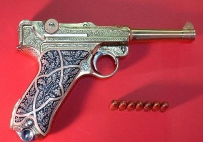 ​日本“南部14式”手枪，真的烂到用它自杀都死不了吗？