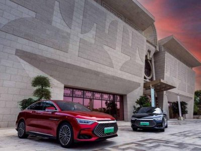 ​比亚迪汉dmi2022款最低报价