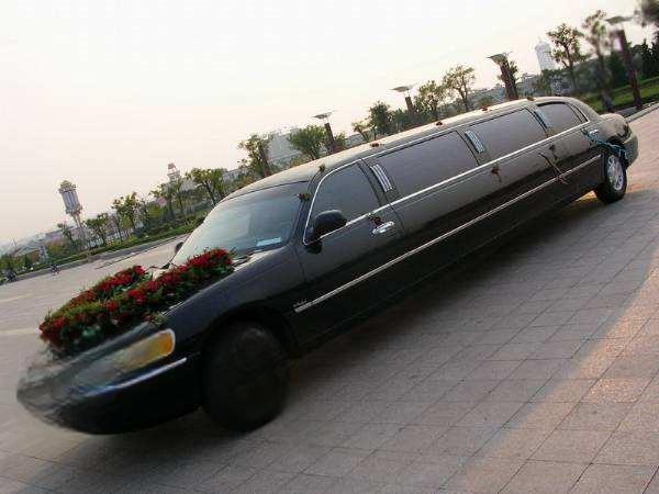 加长林肯大约需要多少钱能拿下？-