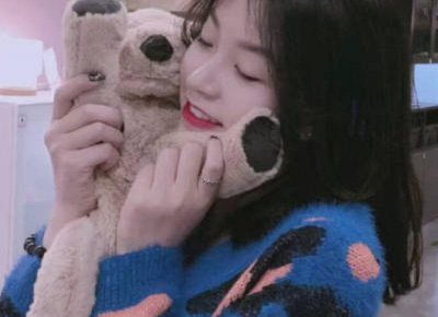 40岁的女人拍照造型(女人拍照摆造型图片)