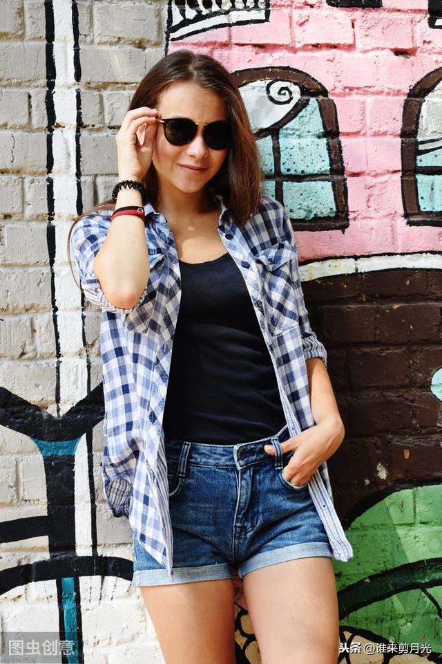 格子衬衫的12种搭配（格子衬衫也能气质时髦）(3)