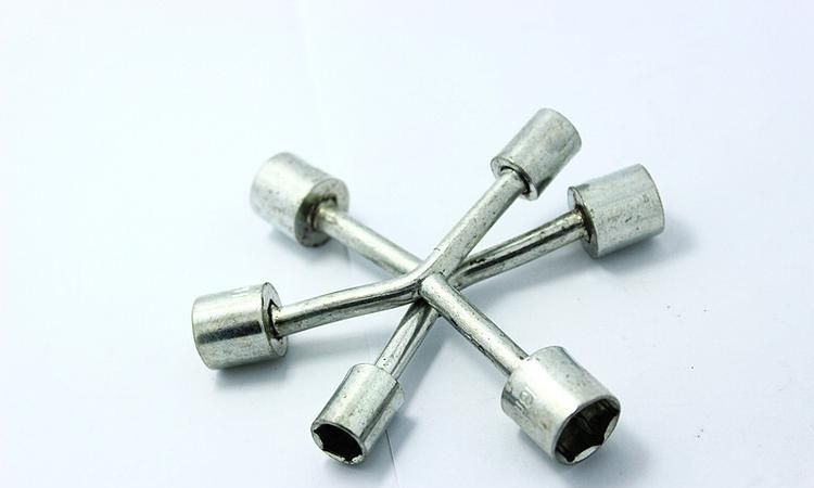 外六角螺栓用什么拧