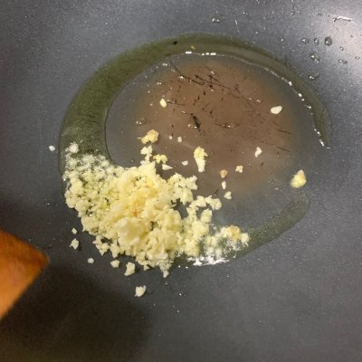 蒜蓉西兰花怎么做（蒜蓉西蓝花舌尖上的养生美食）