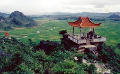 ​武鸣 伊岭岩的历史故事