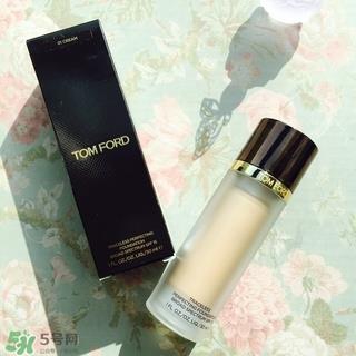 tom ford粉底液方和圆哪个好？tom ford粉底液方管圆管区别