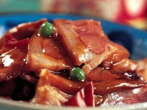 猪头肉怎样做最好吃（猪头肉做法6例推荐）(1)