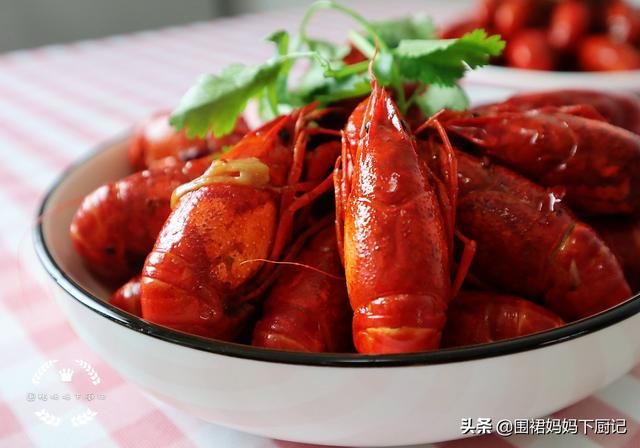 最简单的家庭小龙虾的做法（原来小龙虾的做法这么简单）(10)
