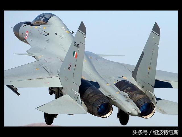 歼10c对比歼11（国产最强三代机服役）(11)