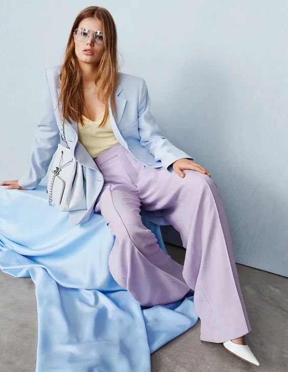 天蓝色跟什么颜色最配（天空蓝的6种绝佳配色）