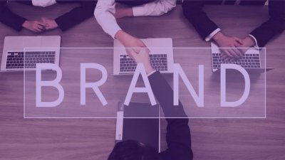 高端产品和低端品牌哪个好(划重点品牌三问)