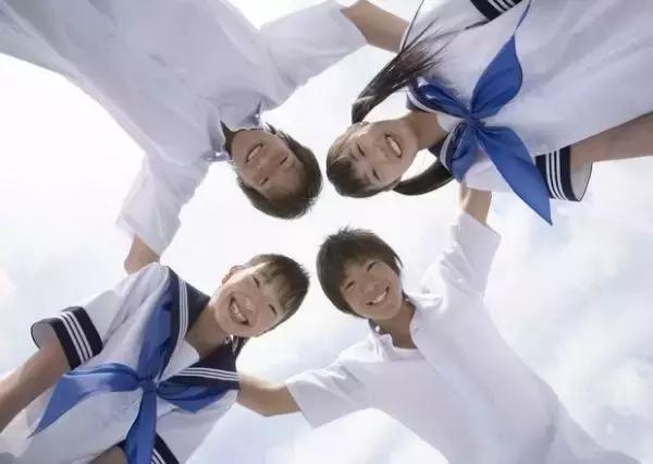 初中生叛逆期该如何教育（初中生的叛逆期）(1)