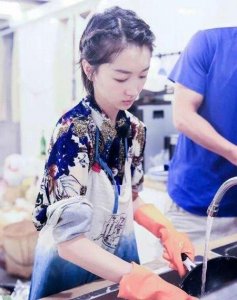 头发扎不起来怎么办(短头发如何打理)