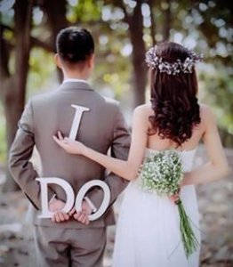 未婚大龄男和二婚男(大龄剩女找二婚男还是大龄剩男)