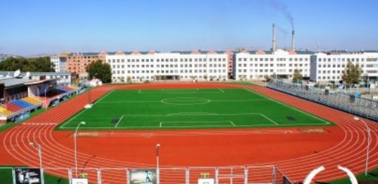 一个体育场的面积大概是多少,操场面积约多少平方米图3