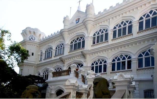 港大相当于国内什么层次的大学（hku是什么大学）