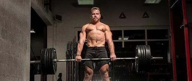 如何练硬拉（从零开始的硬拉技巧）(10)