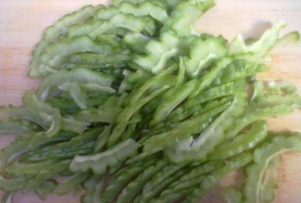 苦瓜打汁还有效果吗