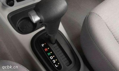 ​P R N D S代表什么档位