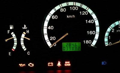 ​汽车油表不准的原因和解决办法