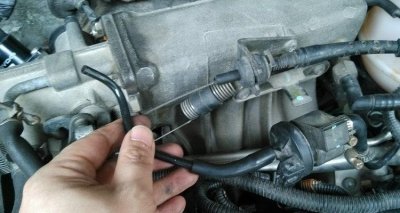 ​冷车打火有汽油味儿正常吗