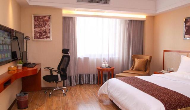 为何钟点房只能白天开，4个小时能干什么？前台小妹说出其中猫腻