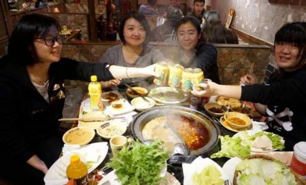 北京簋街龙虾,北京簋街必吃十大美食图2