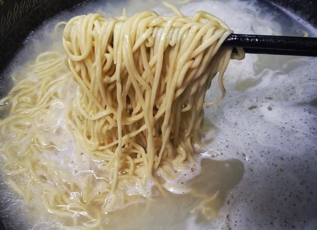 热干面芝麻酱还是花生酱，热干面的芝麻酱发苦怎么办？图7