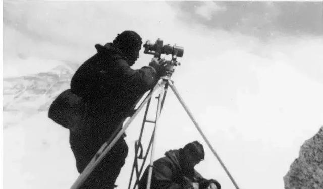 喜马拉雅山峰最新高度(10座8000米高峰汇聚于此)(20)