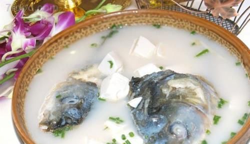 麻辣鱼头汤豆腐做法大全