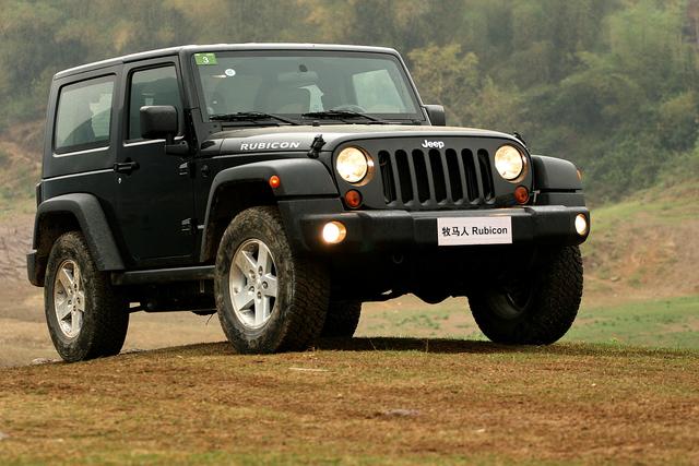 牧马人的越野性能比较（牧马人款式配置这么多）(1)