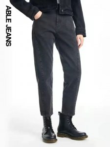 什么牌子牛仔裤好看质量好(10个良心国潮牛仔裤品牌)