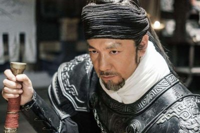 白起怎么埋的40万赵兵,白起长平之战坑杀了40万人吗?